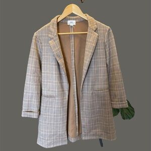 HAVE size small oversized tan plaid blazer